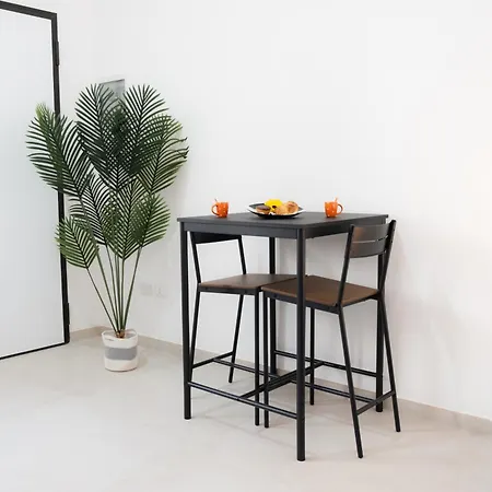 Appartamento Magnifico Con Giardino Nel Centro Di *