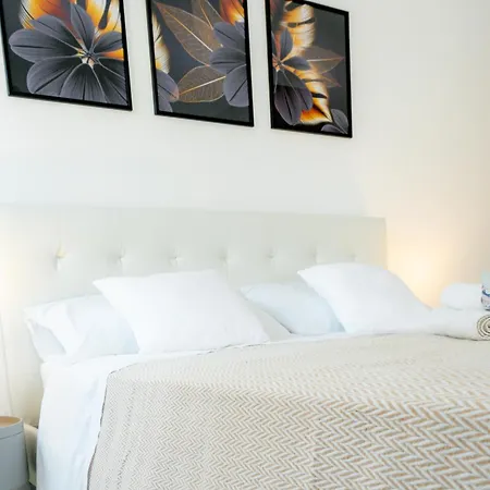 Magnifico Con Giardino Nel Centro Di Διαμέρισμα