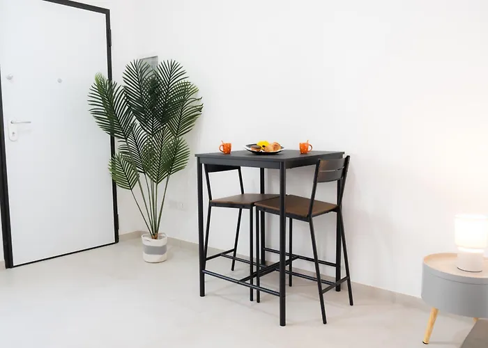 Appartement Host In Italy - Magnifico Con Giardino Nel Centro Di *