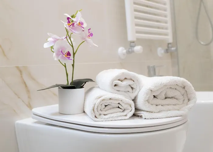 Magnifico Con Giardino Nel Centro Di דירה לצ'ה