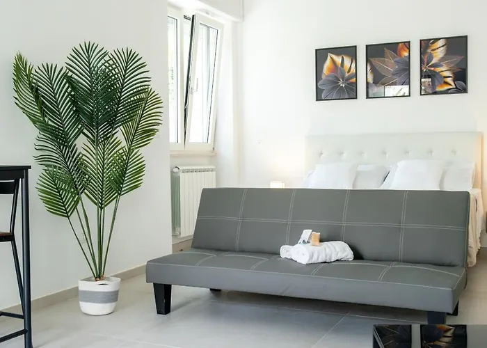 Appartement Host In Italy - Magnifico Con Giardino Nel Centro Di Lecce